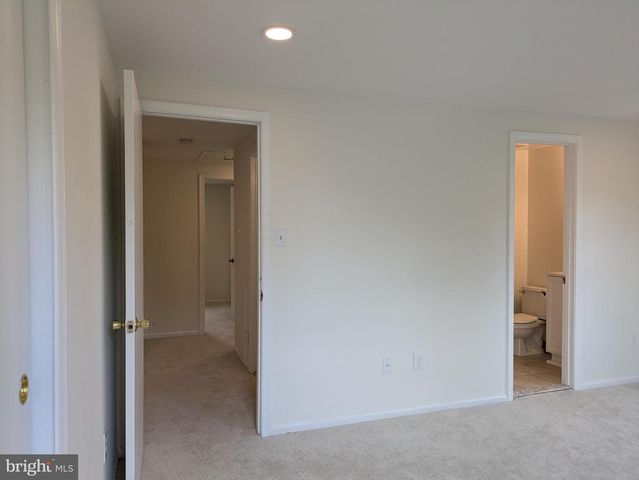 14314 WATERY MOUNTAIN CT, Centreville, VA 20120
