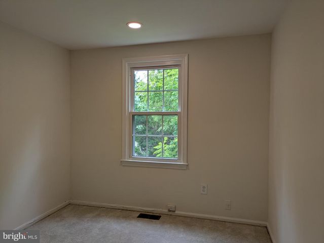 14314 WATERY MOUNTAIN CT, Centreville, VA 20120