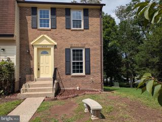 14314 WATERY MOUNTAIN CT, Centreville, VA 20120