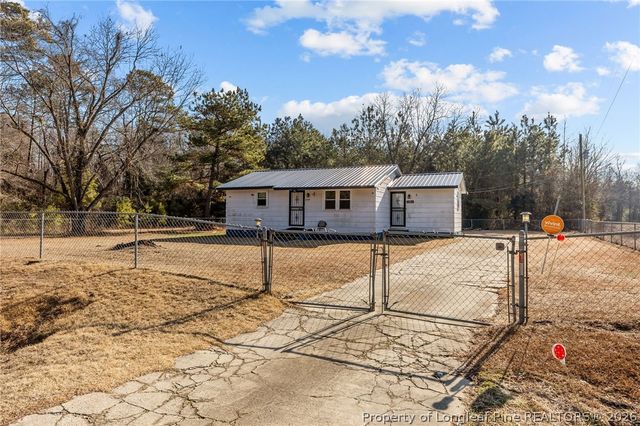 1204 Townsend Chapel Road, Red Springs, NC 28377