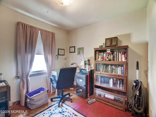 224 Chatham Avenue, Oakhurst, NJ 07755