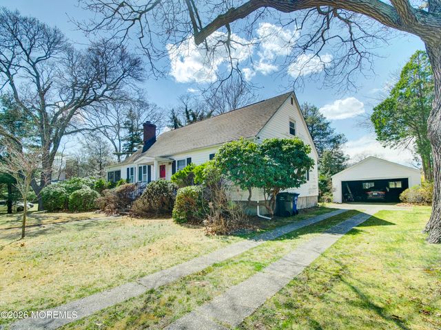 224 Chatham Avenue, Oakhurst, NJ 07755