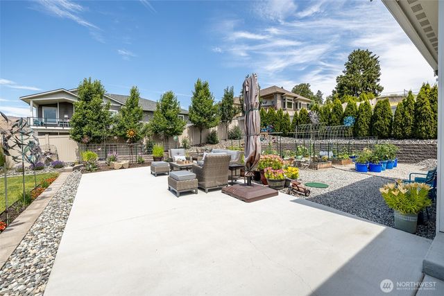 453 Spruce Court NW, East Wenatchee, WA 98802