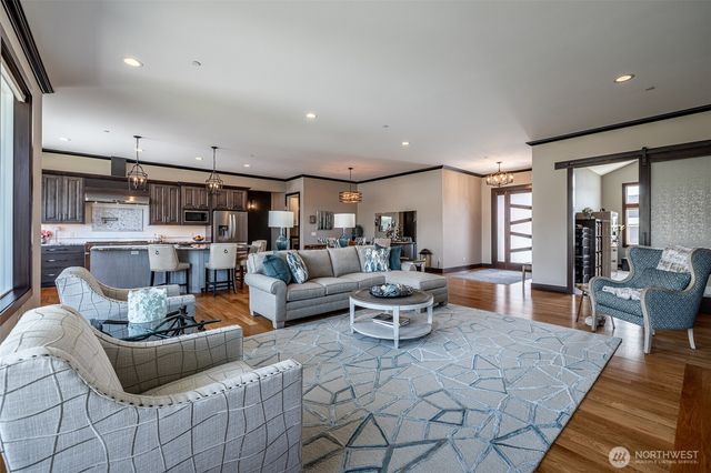 453 Spruce Court NW, East Wenatchee, WA 98802