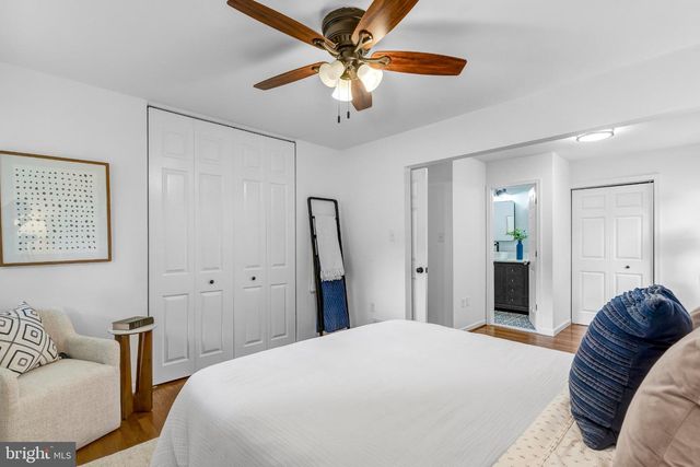 5211 ELLINGTON CT, Fairfax, VA 22032