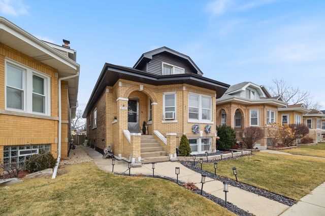 3723 Home Avenue, Berwyn, IL 60402