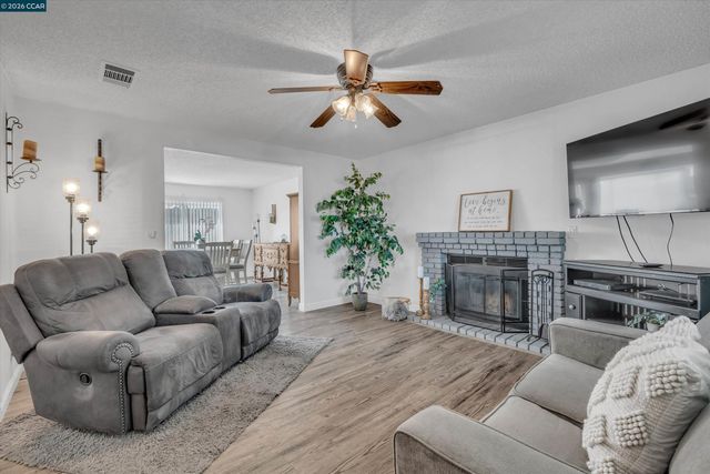 4640 Pinot Ct, Oakley, CA 94561