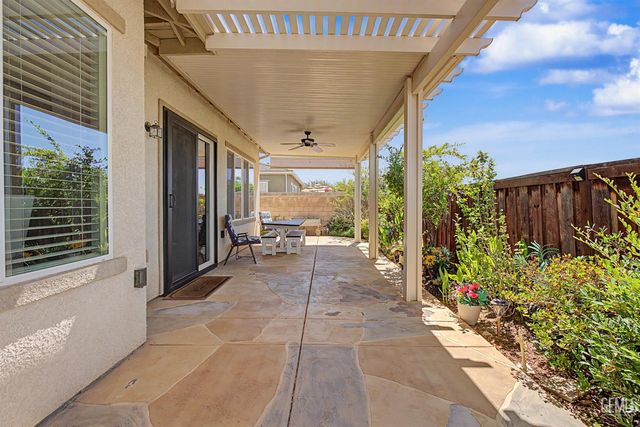 10009 Francois Lane, Bakersfield, CA 93306