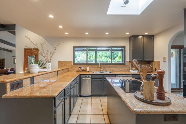 19 El Caminito, Carmel Valley, CA 93924