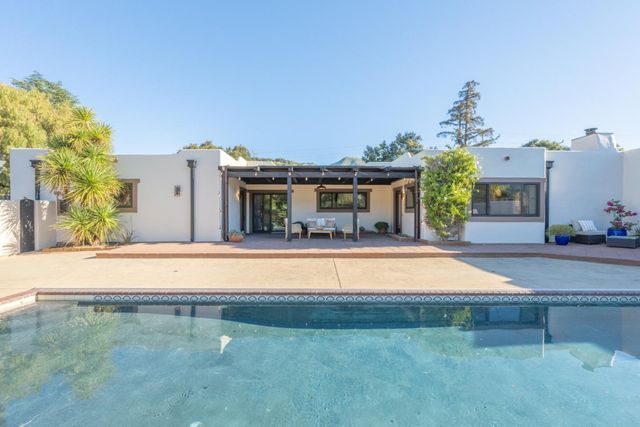 19 El Caminito, Carmel Valley, CA 93924