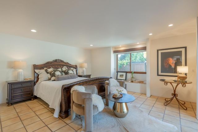 19 El Caminito, Carmel Valley, CA 93924
