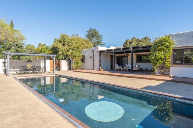 19 El Caminito, Carmel Valley, CA 93924