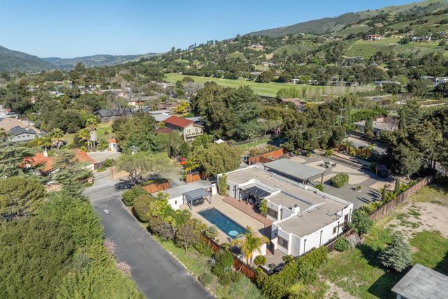 19 El Caminito, Carmel Valley, CA 93924
