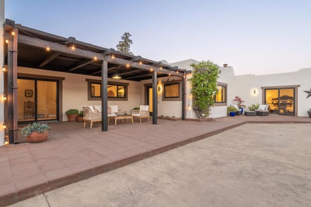 19 El Caminito, Carmel Valley, CA 93924