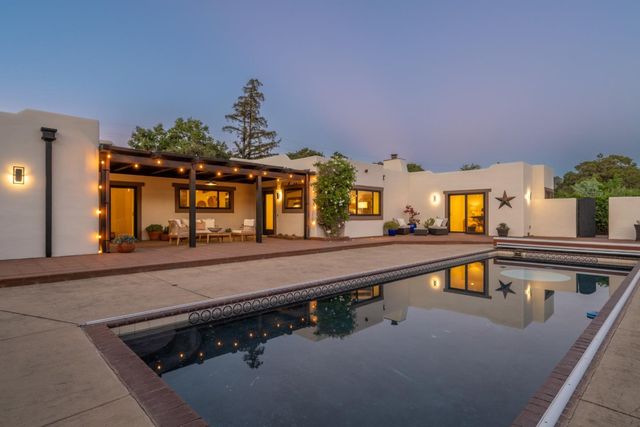 19 El Caminito, Carmel Valley, CA 93924