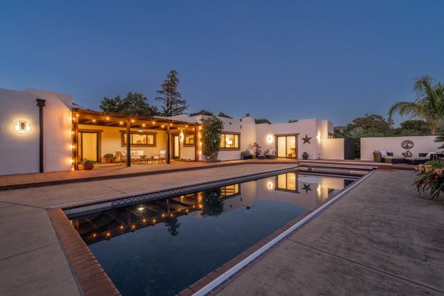 19 El Caminito, Carmel Valley, CA 93924