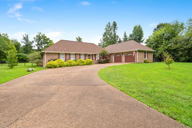 308 Pheasant Drive, Dalton, GA 30721