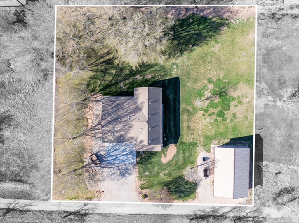 Image 28 of property listing at 36 W 960 S, Hurricane, UT 84737