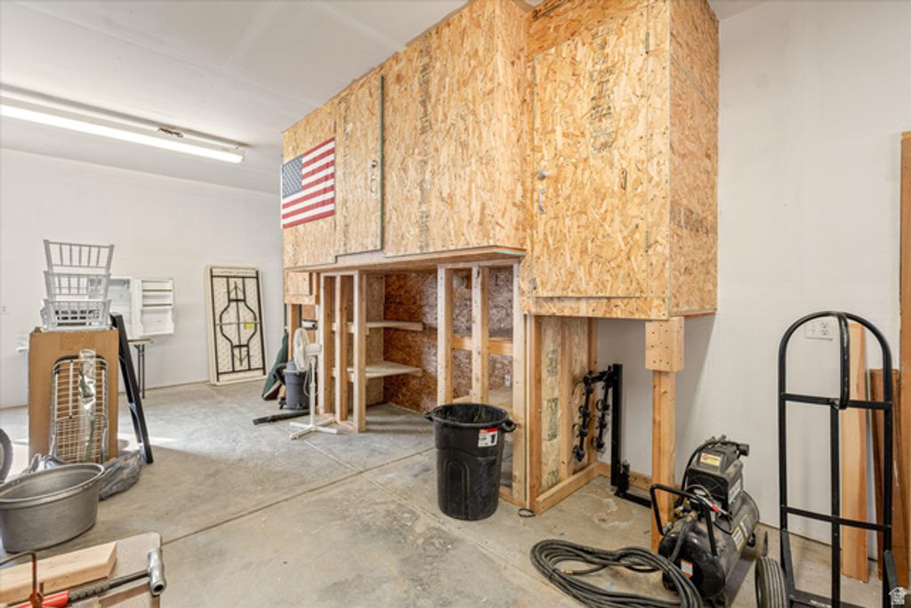 Image 32 of property listing at 36 W 960 S, Hurricane, UT 84737