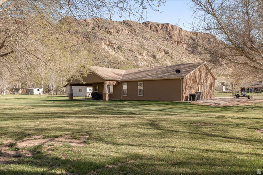 Image 42 of property listing at 36 W 960 S, Hurricane, UT 84737