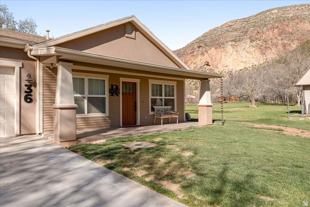 Image 45 of property listing at 36 W 960 S, Hurricane, UT 84737