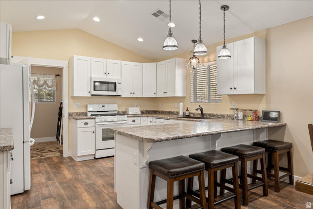 Image 8 of property listing at 36 W 960 S, Hurricane, UT 84737
