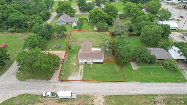 112 Hamilton Street, Bokchito, OK 74726