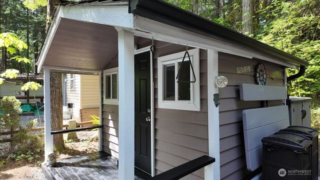 246 Schinn Canyon Court, Deming, WA 98244