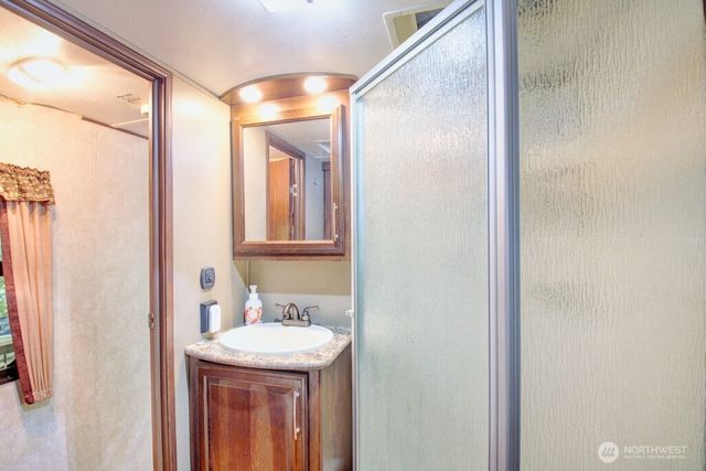 246 Schinn Canyon Court, Deming, WA 98244