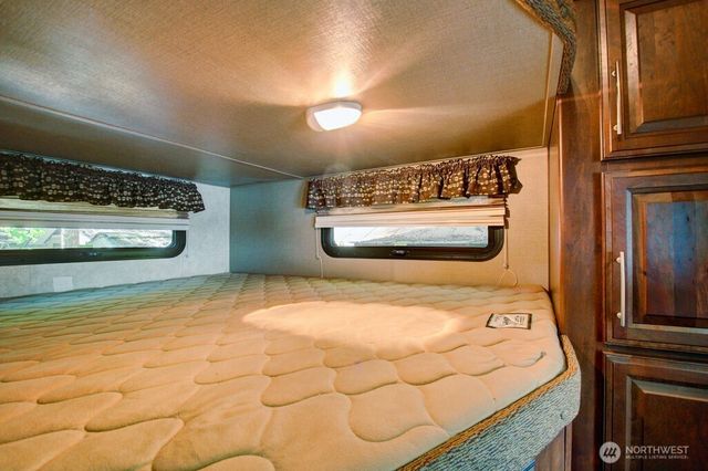246 Schinn Canyon Court, Deming, WA 98244