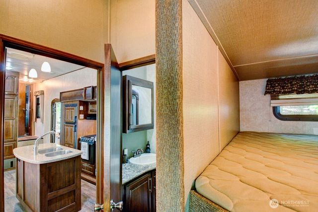 246 Schinn Canyon Court, Deming, WA 98244