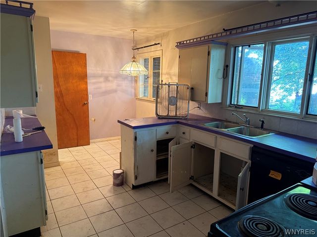 4715 Lewiston Road, Niagara Falls, NY 14305