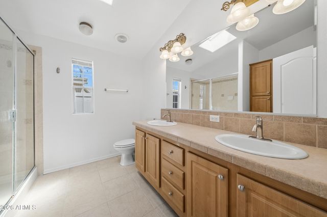 10960 N 67TH Avenue, Glendale, AZ 85304