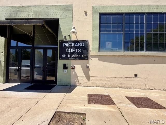 2201 Locust Street 408 & 409, St Louis, MO 63103