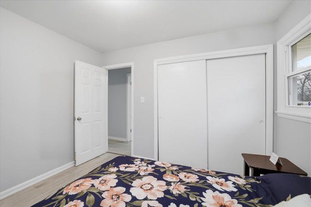 4979 W Dean ROAD, Milwaukee, WI 53223