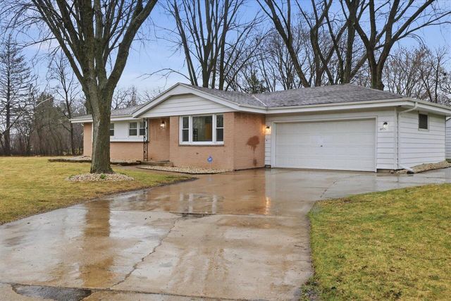 4979 W Dean ROAD, Milwaukee, WI 53223