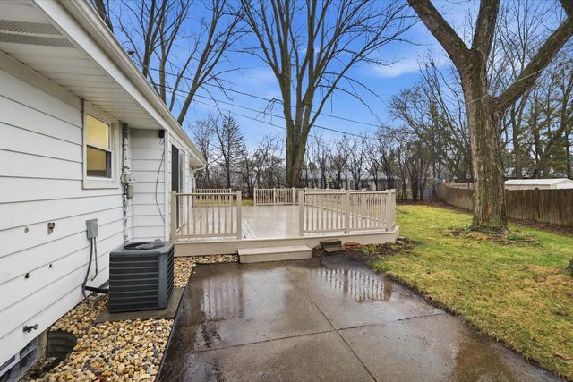 4979 W Dean ROAD, Milwaukee, WI 53223