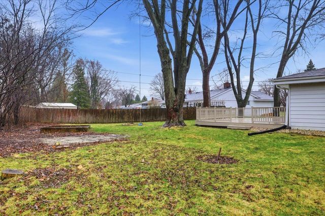 4979 W Dean ROAD, Milwaukee, WI 53223