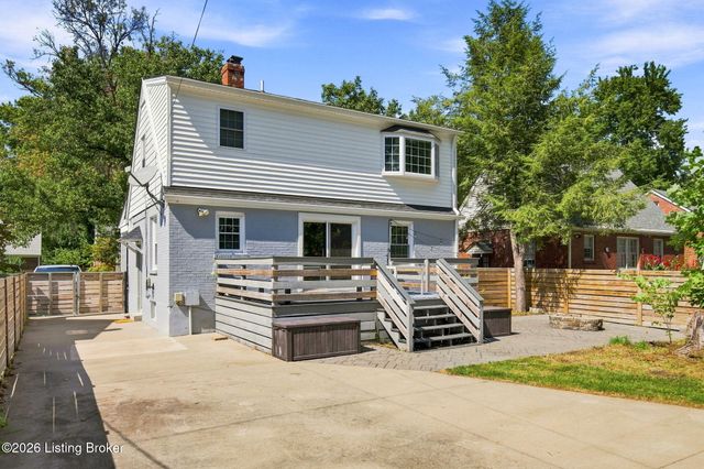 3518 Hycliffe Ave, Louisville, KY 40207
