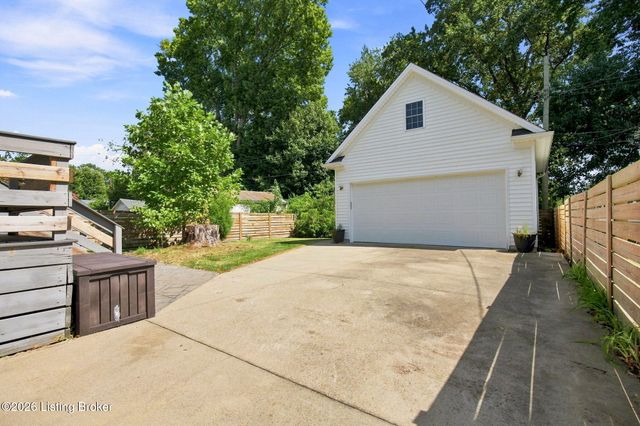 3518 Hycliffe Ave, Louisville, KY 40207
