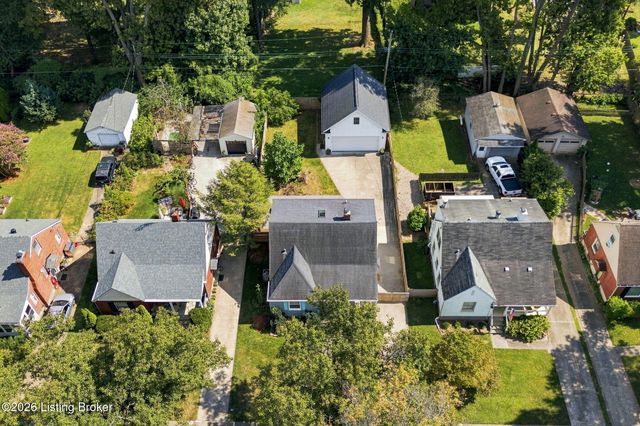 3518 Hycliffe Ave, Louisville, KY 40207