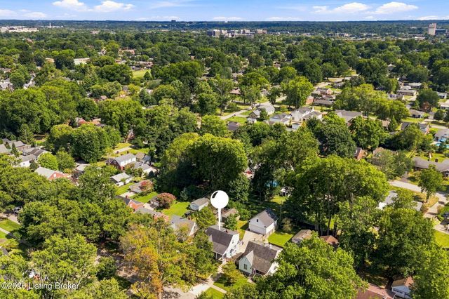 3518 Hycliffe Ave, Louisville, KY 40207