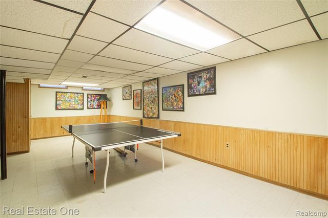 4300 Connie Drive, Sterling Heights, MI 48310