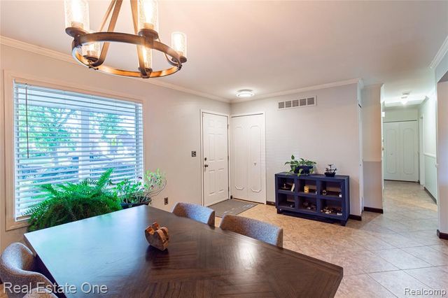4300 Connie Drive, Sterling Heights, MI 48310