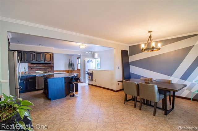 4300 Connie Drive, Sterling Heights, MI 48310