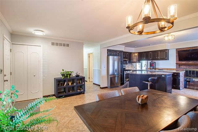 4300 Connie Drive, Sterling Heights, MI 48310