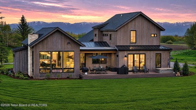 45 E PAINTED ROCK, Alta, WY 83414