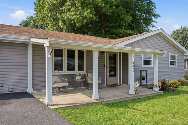 19327 W Dawson Avenue, Romeoville, IL 60446