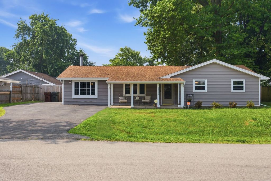 19327 W Dawson Avenue, Romeoville, IL 60446
