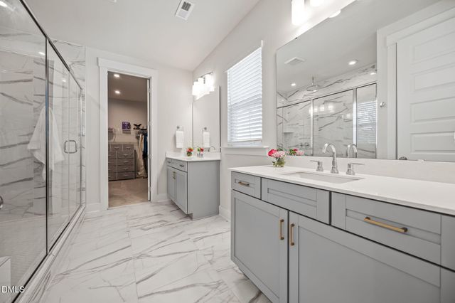 521 Roycroft Drive, Wake Forest, NC 27587